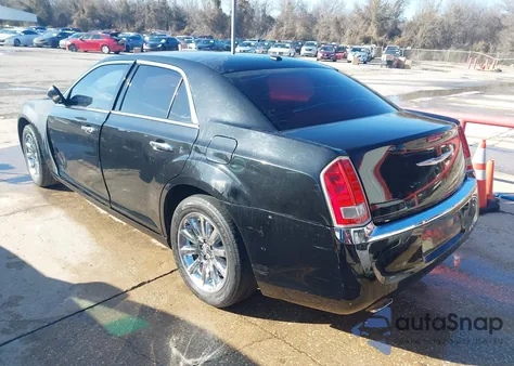 2011 Chrysler 300 Limited z USA, uszkodzony, nr VIN 2C3CA5CG1BH546258